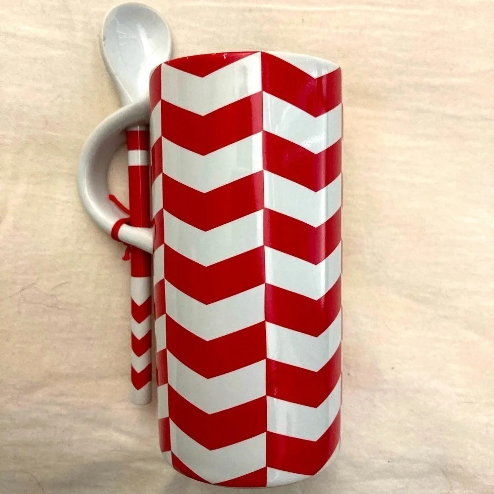 𝅺STARBUCKS Chevron Mug with Spoon  NWT